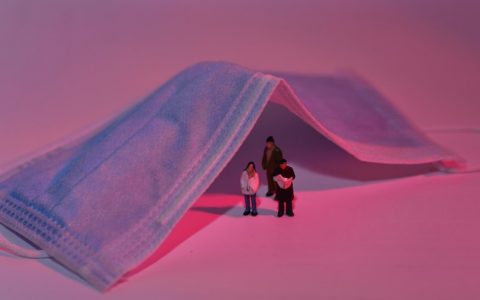 《期货做空股市解析：股票做空可行吗？》